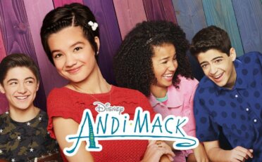 《安蒂的青春日记》Andi Mack英文版 第二季 [全12集]